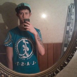 Meet your Posher, Derek